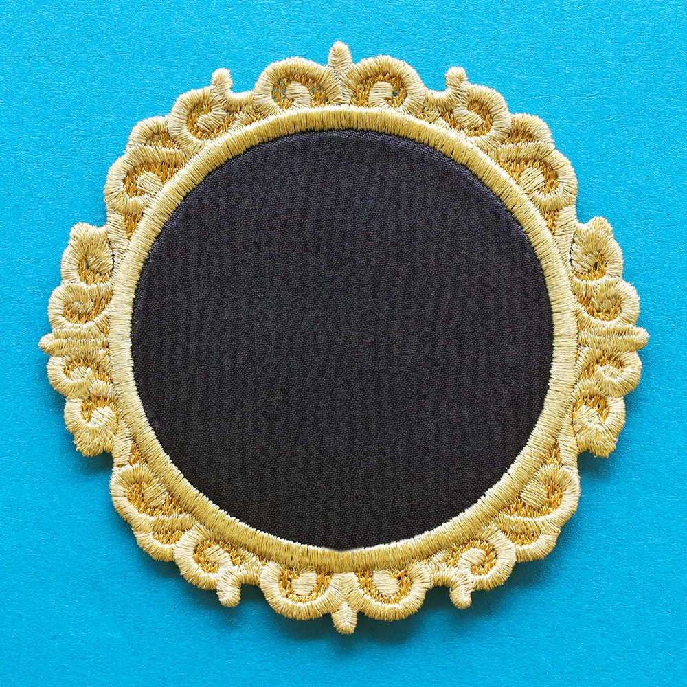 Blank Lace Edge Frame Coaster - Circle (In-the-Hoop) - Image 5