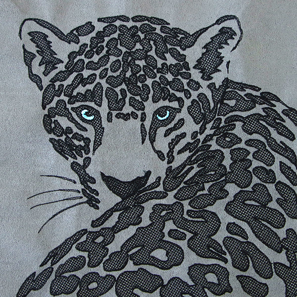 Enticing Jaguar - Image 8