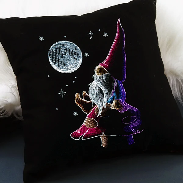 Moon Gazing Gnome - Image 12